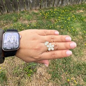 🌸 Elegant Adjustable Flower and Butterfly Ring – Size 8 to 10